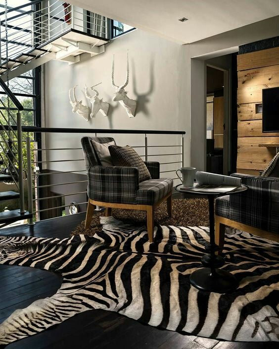 AA ZEBRA HIDE 308 x 230 (XL)